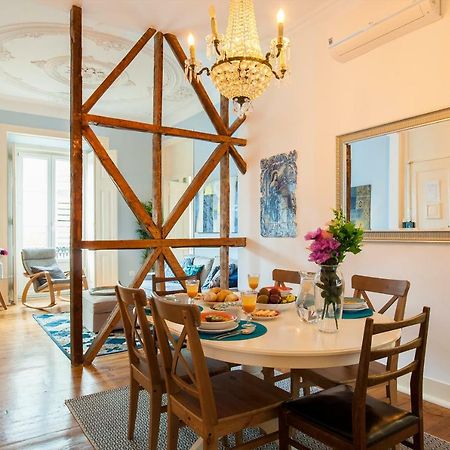 Bairro Alto 3 Bedroom Patio Flat! 리스본 외부 사진