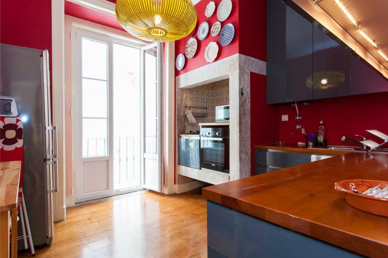 Bairro Alto 3 Bedroom Patio Flat! 리스본 외부 사진