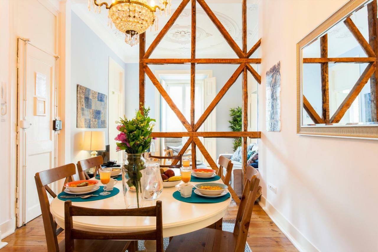 Bairro Alto 3 Bedroom Patio Flat! 리스본 외부 사진